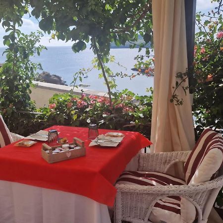 Hotel Villa Iulia Ventotene Eksteriør bilde