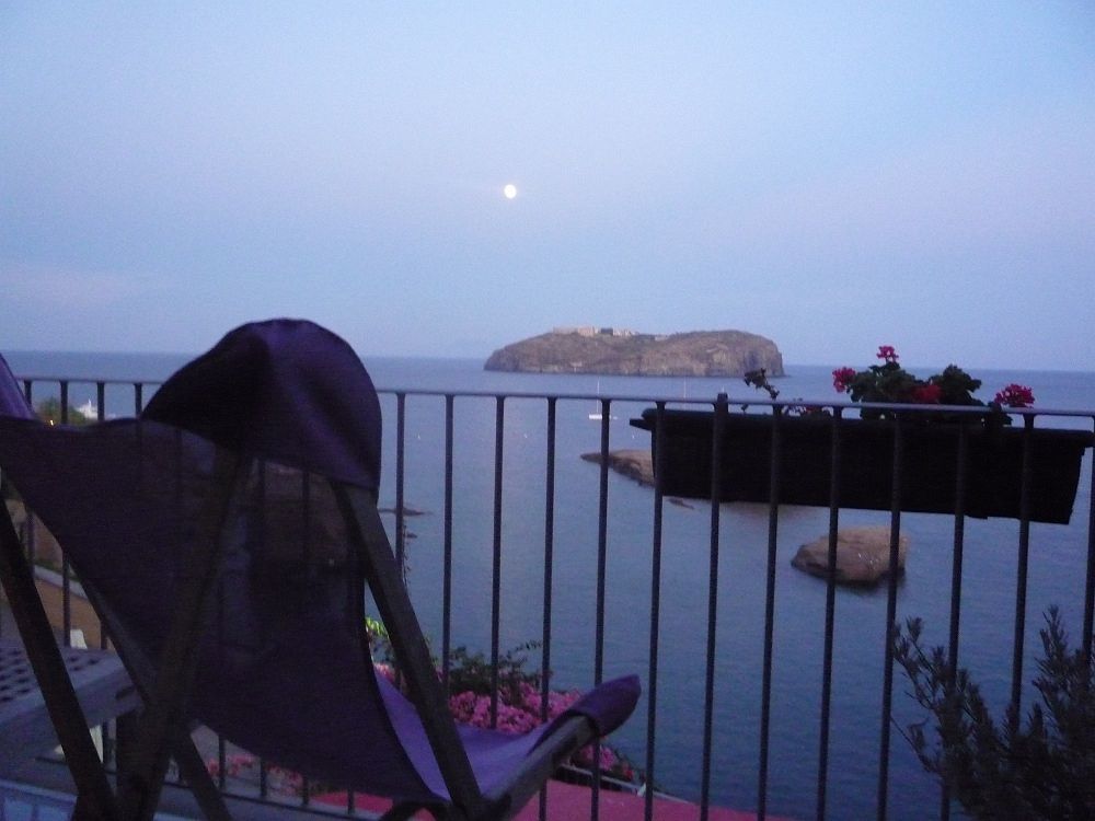 Hotel Villa Iulia Ventotene Eksteriør bilde